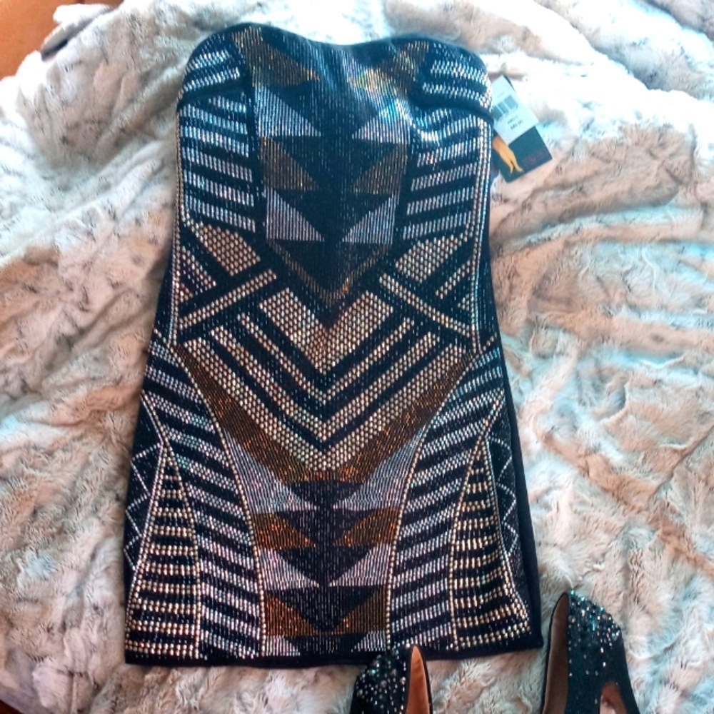 Strapless dress